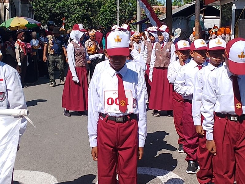 LOMBA GERAK JALAN SEKOLAH DASAR KECAMATAN JANGKAR KABUPATEN SITUBONDO